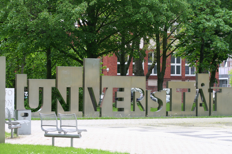 Universität7